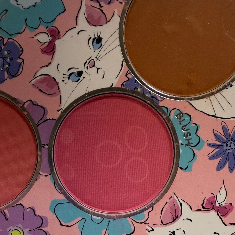 Disney The Aristocats Complexion Palette - Picture 8 of 9